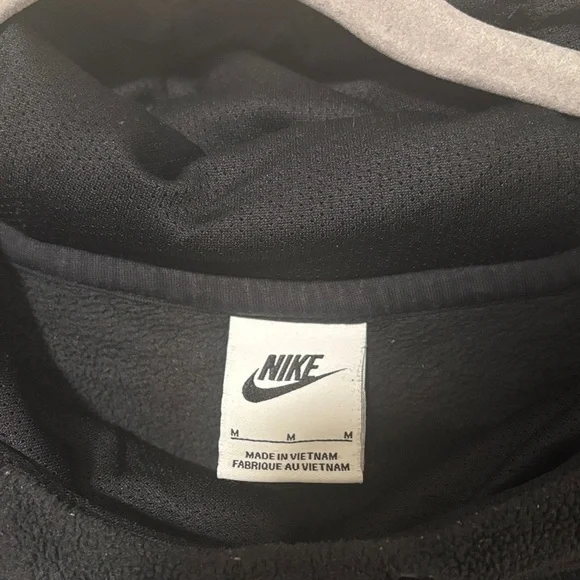 Black Nike Hoodie - Picture 3 of 5